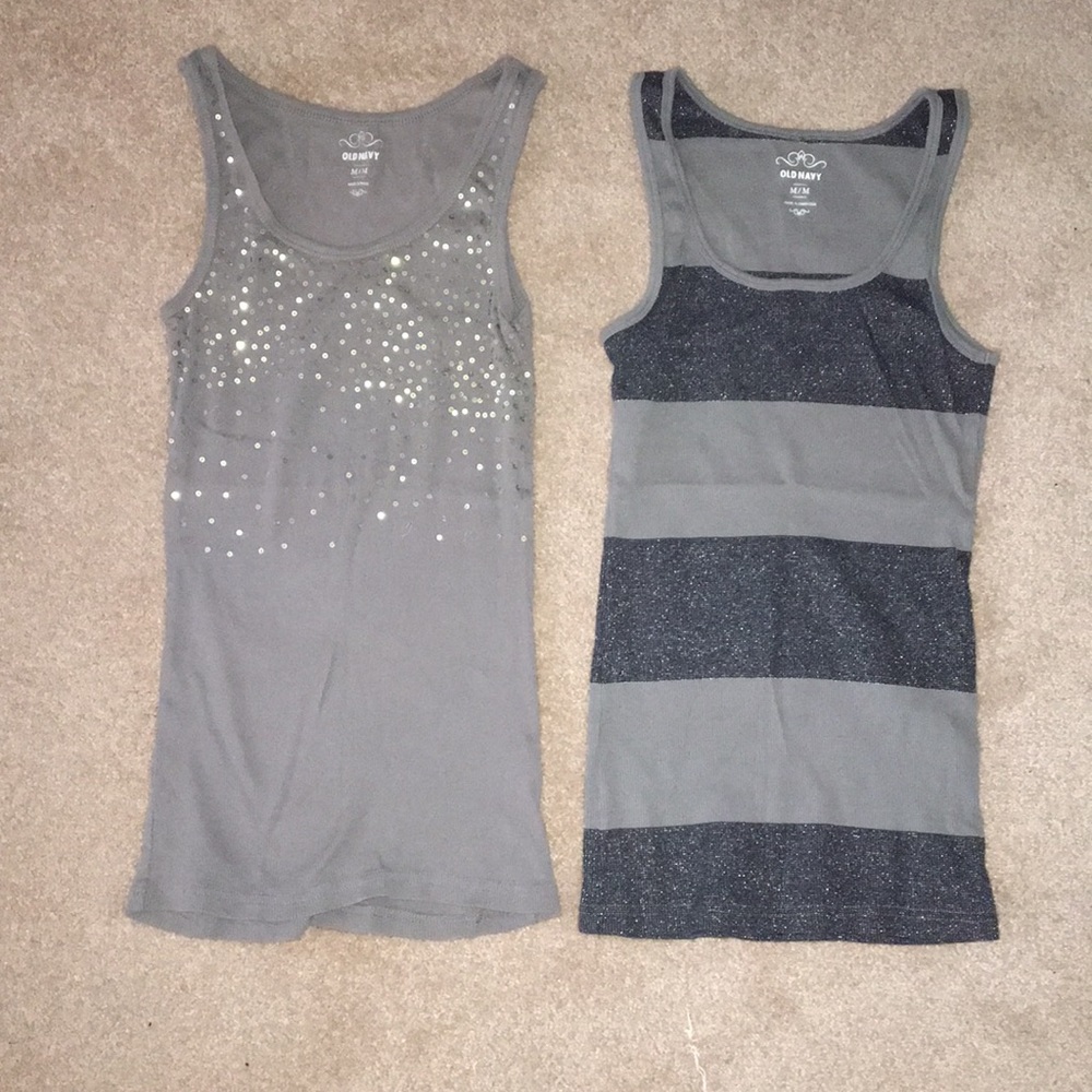 2 Old Navy Tanks